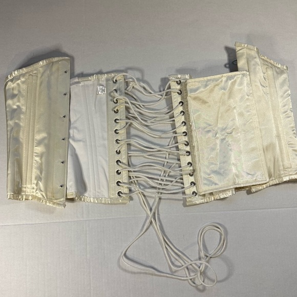 Long Lemon Waist Training Underbust from Corset Story - Picture 3 of 6